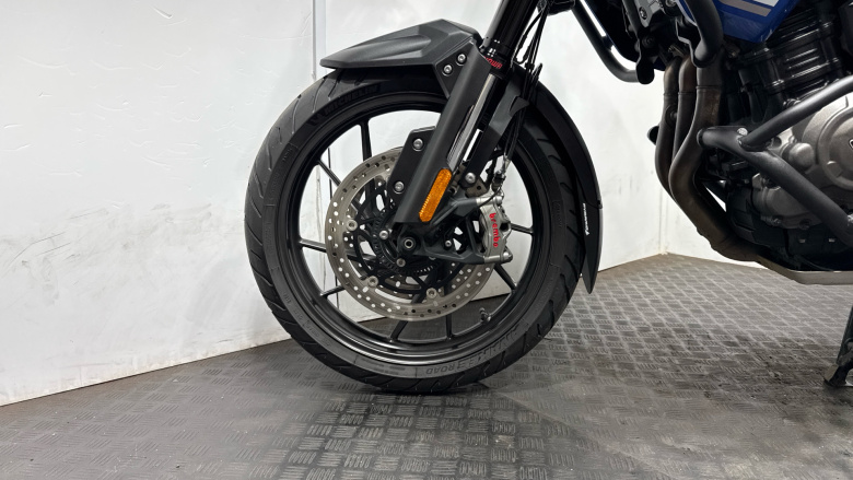 Triumph Tiger 1200 GT Pro (22MY)